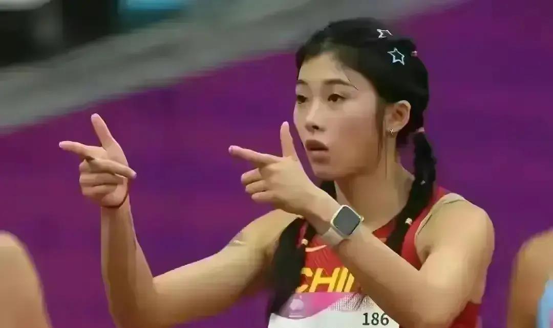 吴燕妮跨栏，勇冠三军，破茧成蝶的传奇故事
