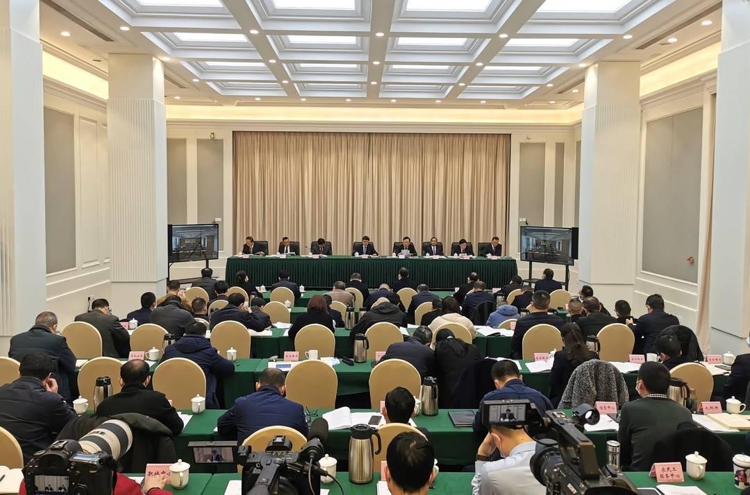 数据看民生，数字背后的故事与洞察