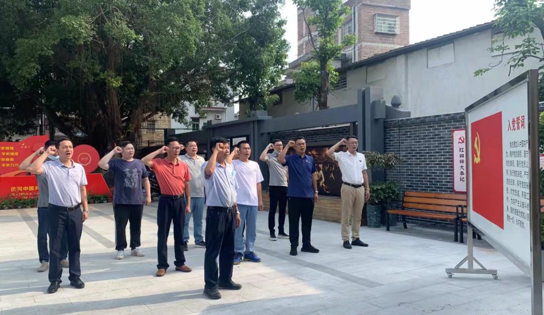 政府工作报告全文发布的时间节点及其深远影响
