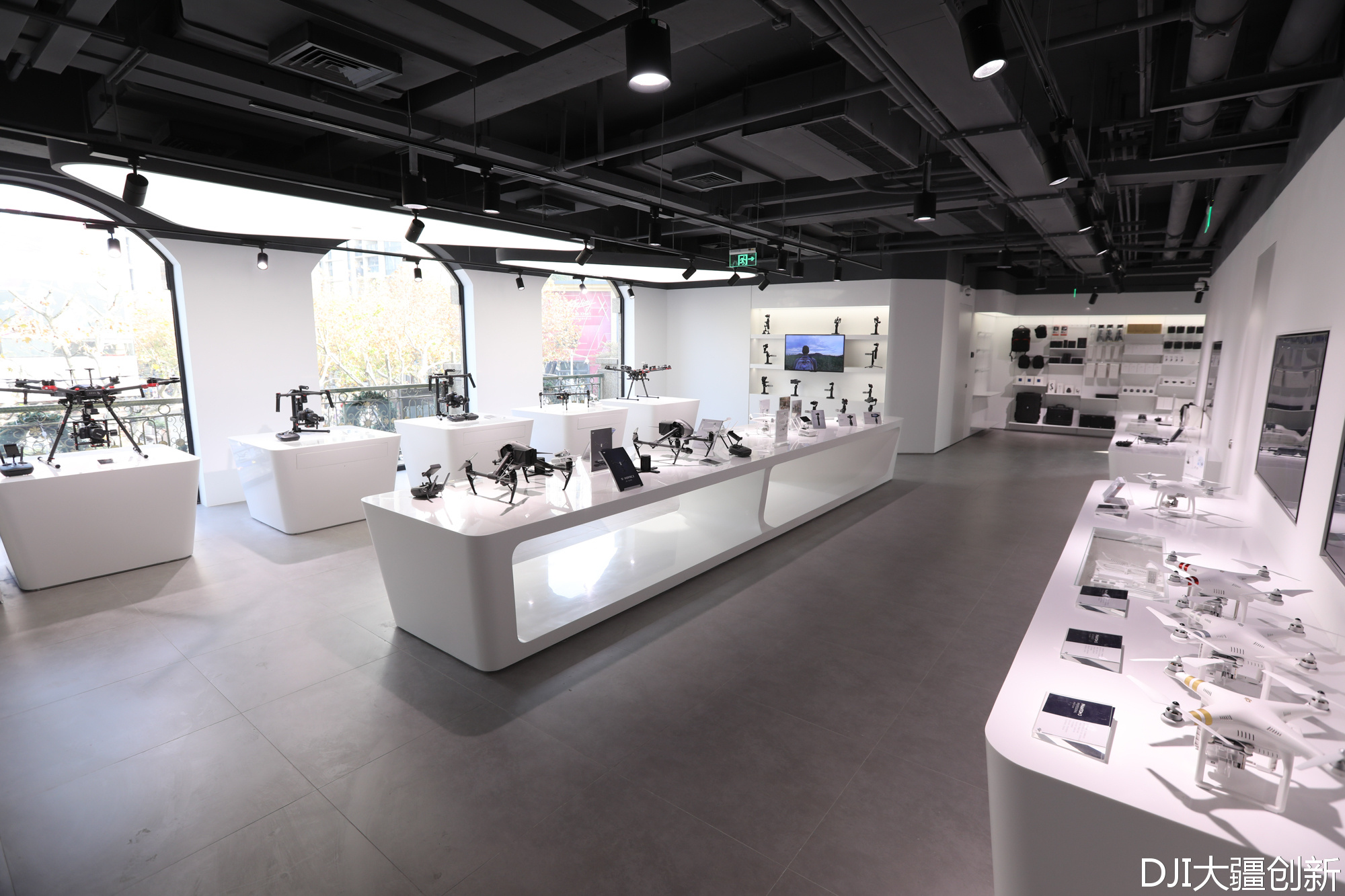 大疆上海门店，探索科技与未来的窗口