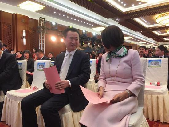 董明珠称偷技术挖人是流氓行为，行业内的正义呼声