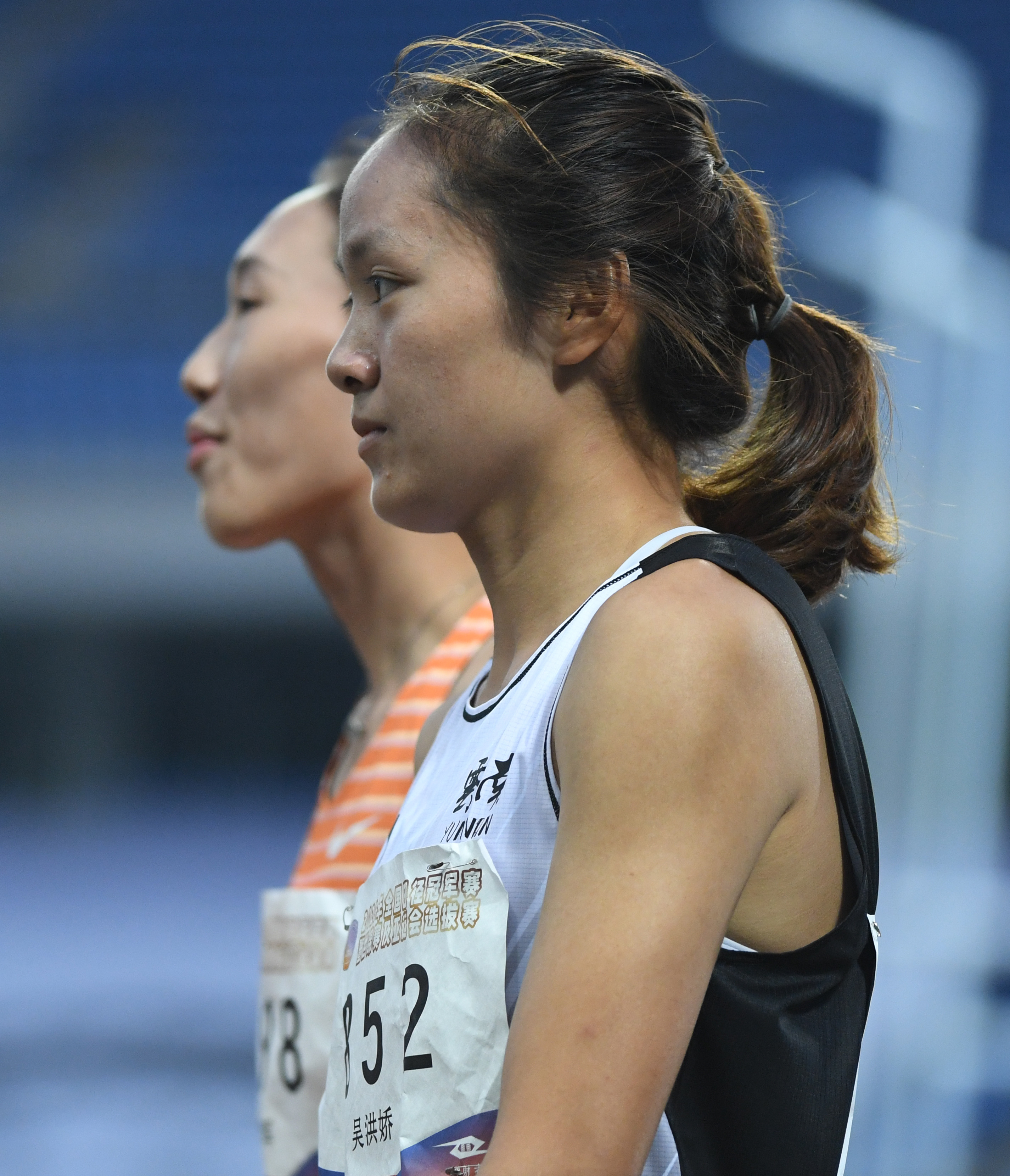破风前行，800m中国女子记录的辉煌与挑战