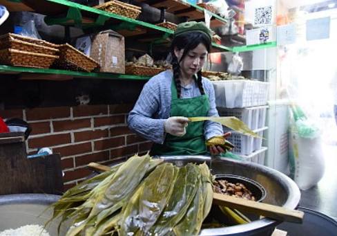 逆袭之路，90后女生辞职卖猪肉，杭州买房梦想成真