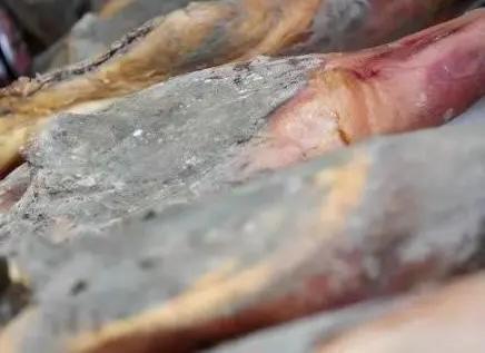 商贩用敌敌畏喷洒腊肉出售获刑，警示与反思