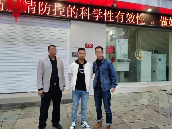 逃犯驾车冲撞民警事件，责任归属与深思