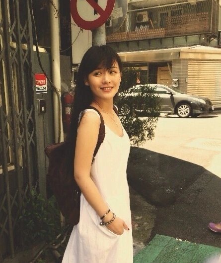 马思纯暴瘦50斤晒照，重塑自信美