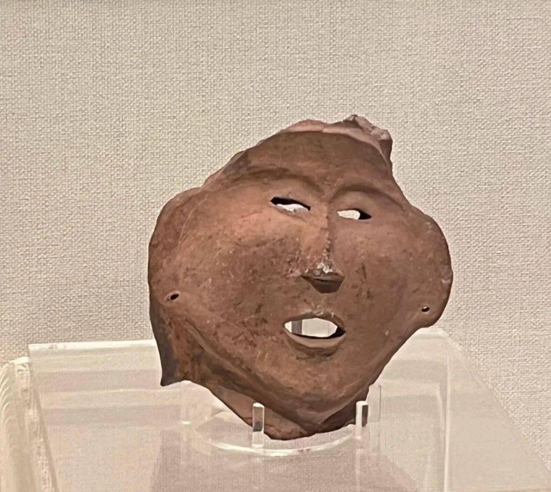 文物当上网红后，年轻人开始整活，文化与科技的融合掀起新潮流