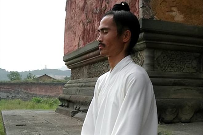 美国小伙武当山习武15年金发变黑发，跨越文化的武术奇缘