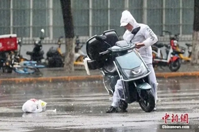 大风天送不送外卖？平台回应