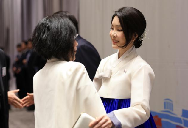 尹锡悦与妻子，爱情、婚姻与生活