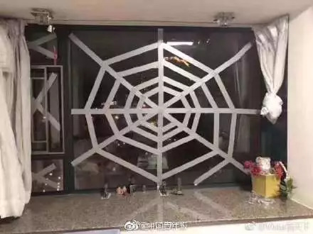 郑州大风刮飞落地玻璃窗事件当事人发声