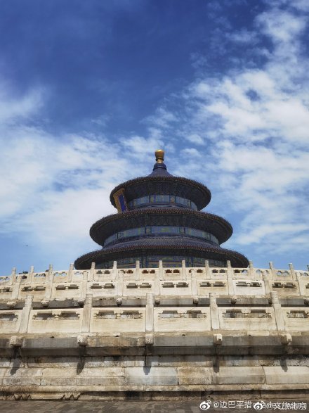 现在天坛公园的气温与游客体验