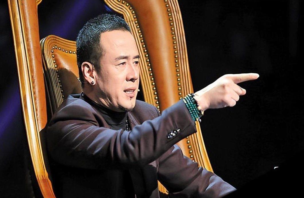 杨坤模仿者被起诉后涨粉百万，网络时代的双刃剑效应