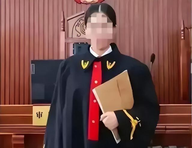 女孩见网友被害，警惕网络背后的危险