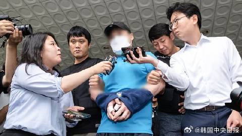 韩执政党党鞭当众拖拽女记者事件深度解析