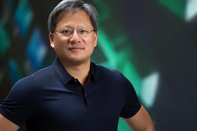 黄仁勋来华穿西装不穿皮衣，传递了什么信息？