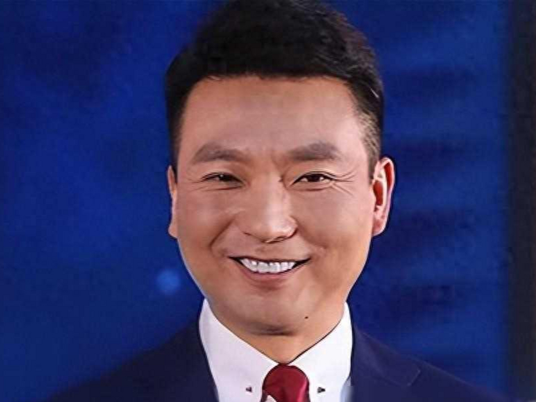 康辉又有新身份，探索多元领域的跨界魅力