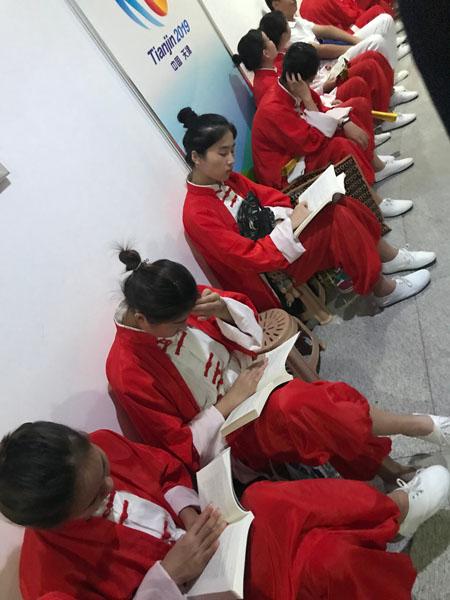残运会会场，展现坚韧与荣耀的舞台