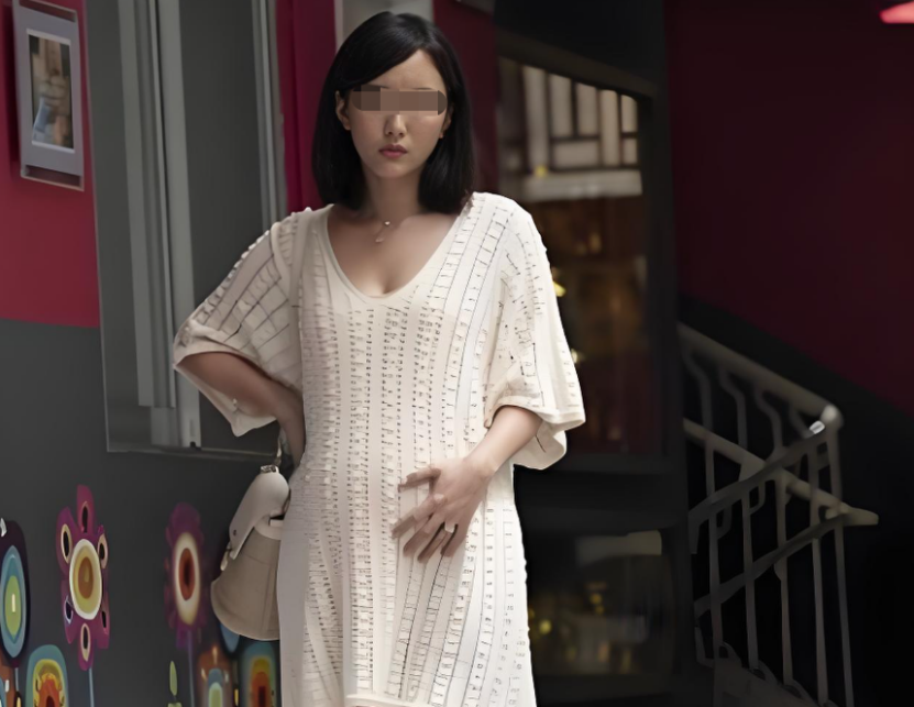 28岁女儿回应48岁妈妈怀孕，两代人的共生与爱的力量