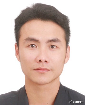 女通缉犯在逃，迷雾中的追踪与反思