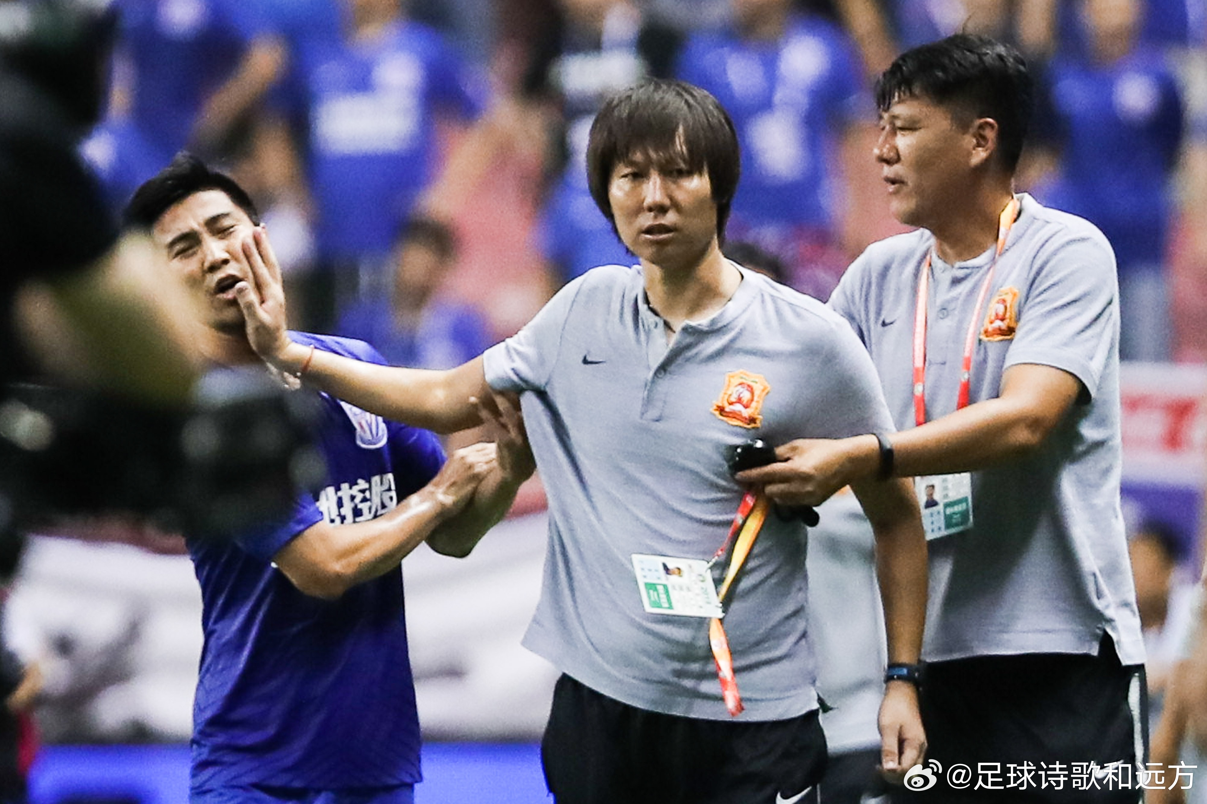 李铁接受采访视频，深度解读职业足球的激情与挑战
