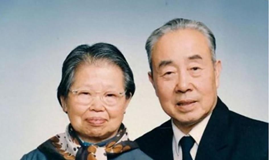 俄中将遇袭身亡背后的罕见发声，俄美两国的共同语言