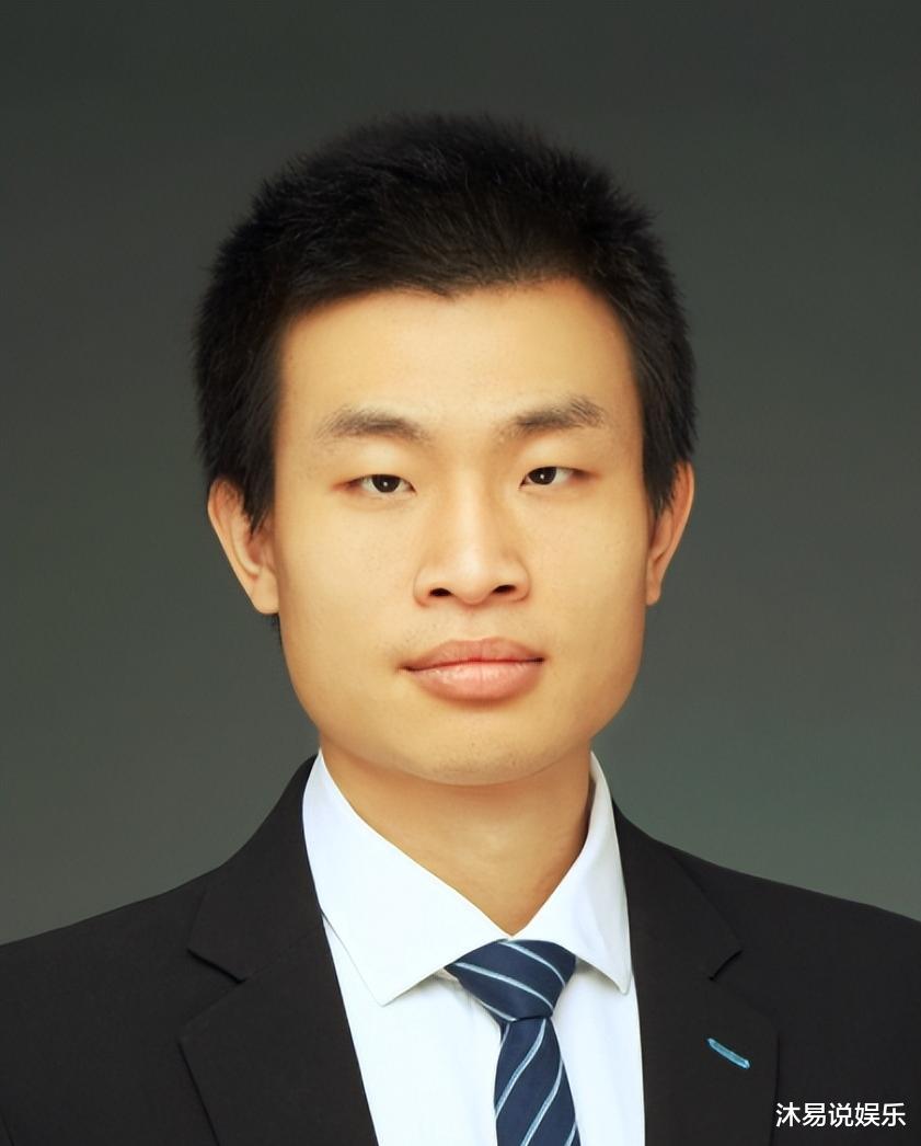 韦东奕就餐遭贴脸拍摄，官方出手——维护个人权益与社会秩序